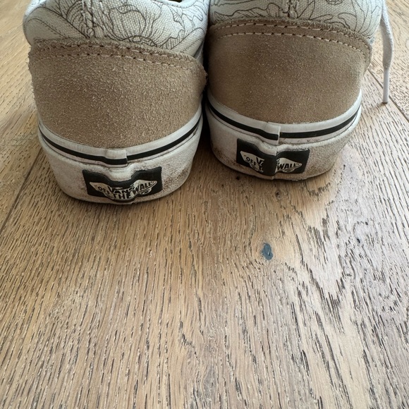 Vans women shoes sz 5 and 5.5 - Picture 9 of 10
